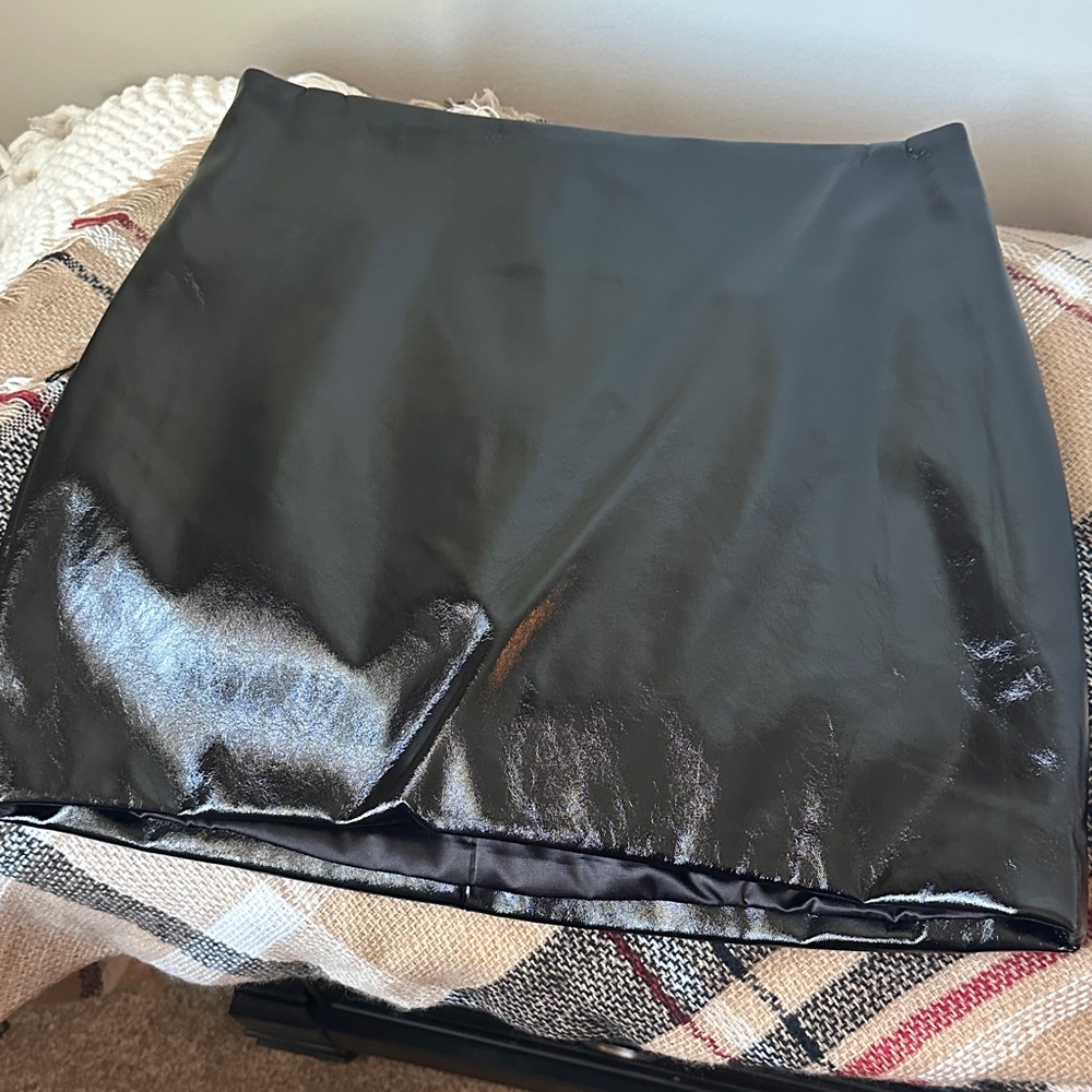 Forever 21 Shiny Black Mini Skirt